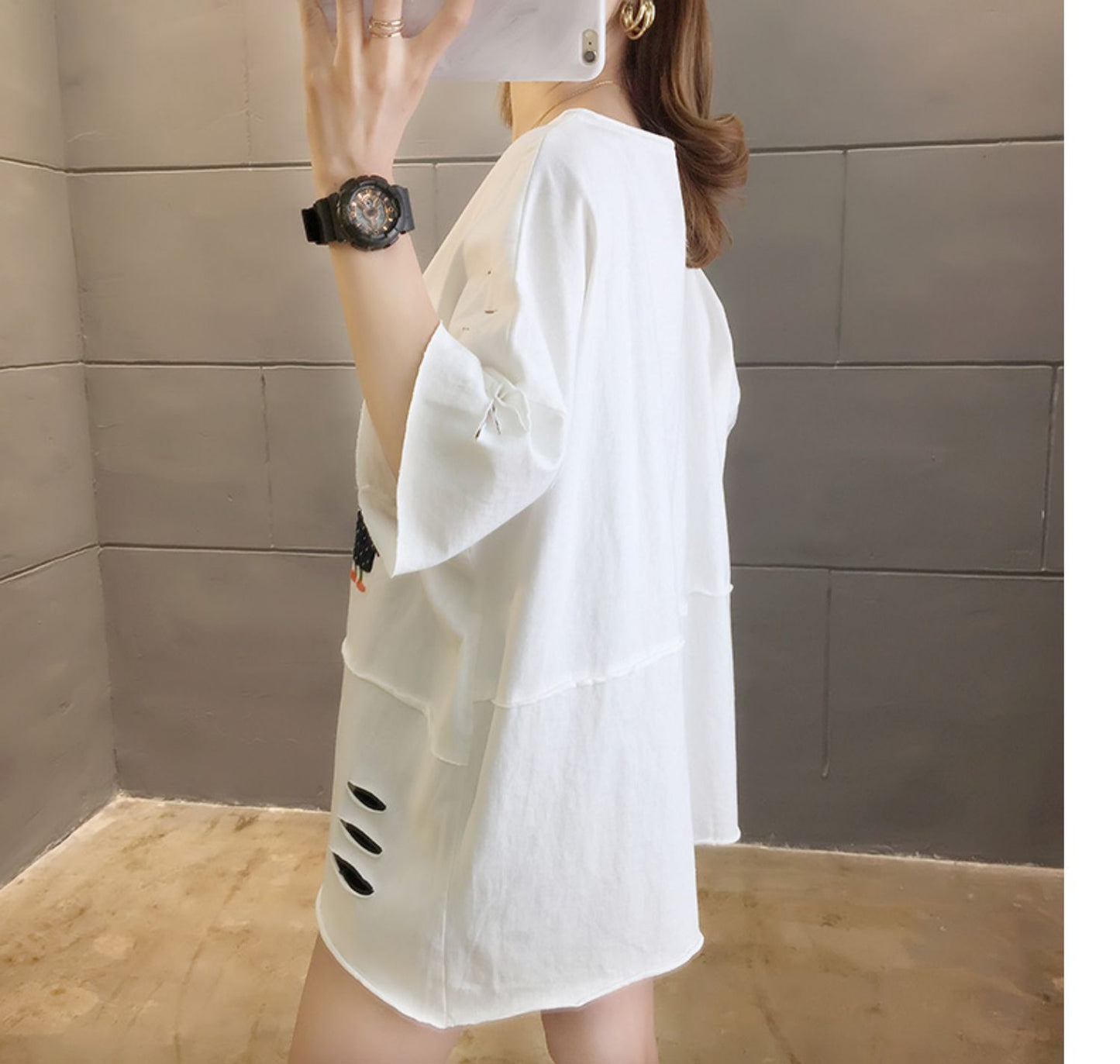 絶対欲しい 個性派 ダメージ加工 ゆったり 半袖Tシャツ 全3色 ins-4949
