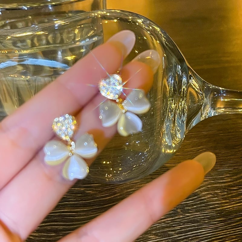 オシャレ度満点 シンプル 美感いっぱい ピアス アクセサリー<ins-3624>