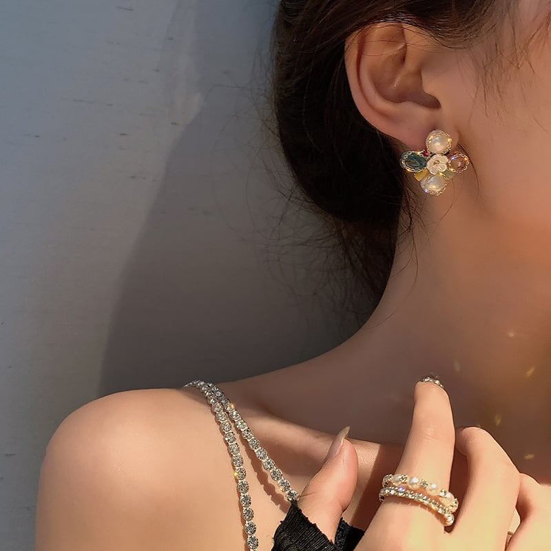 高級感溢れる 美人度アップ ファッション ピアス アクセサリー<ins-3340>