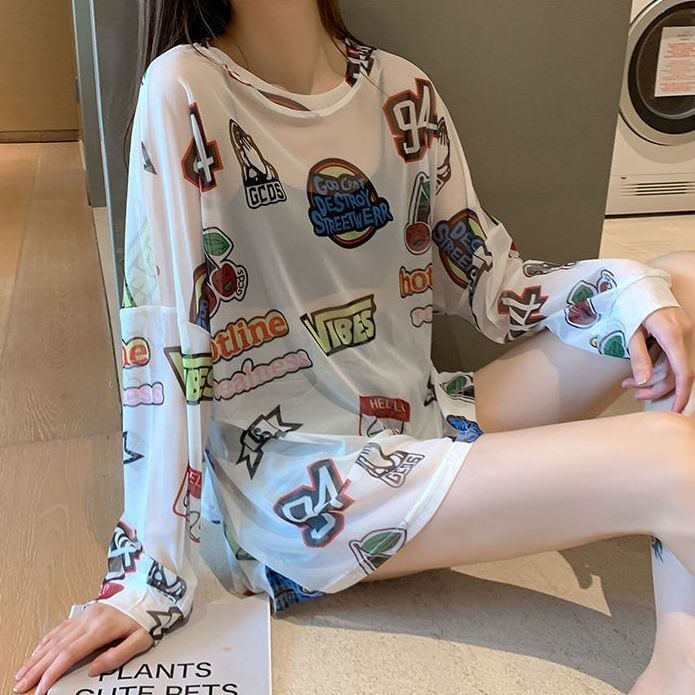 超人気 個性派 ルーズ 日焼け防止に透け感 Tシャツins-8052