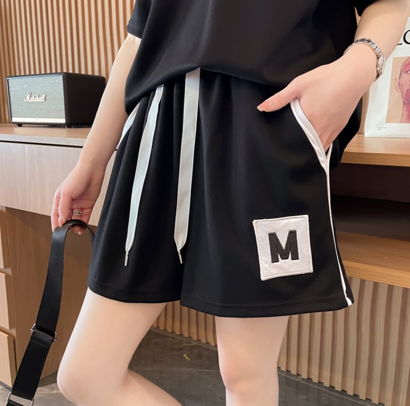 売り切れ必至 ルーズ 半袖Tシャツⅹパンツセット全2色ins-8190