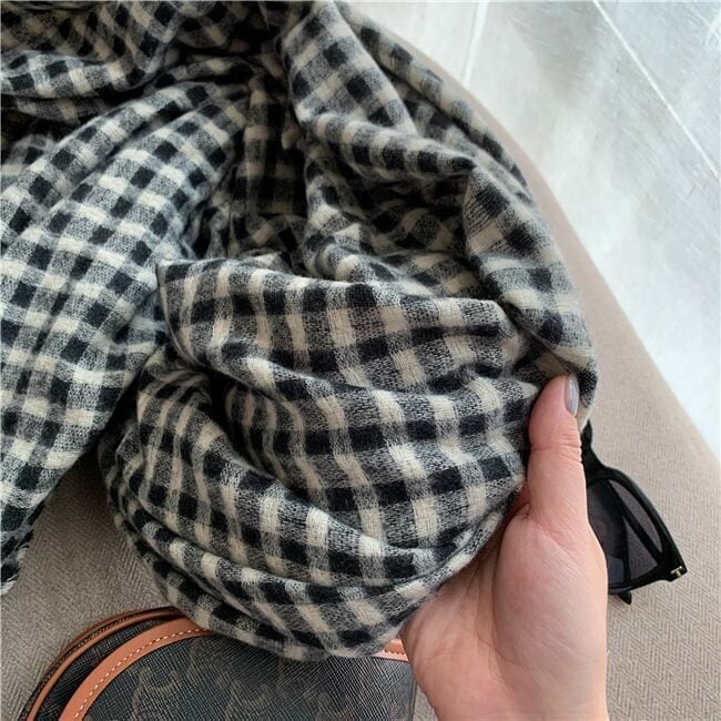 超人気 主役級 チェック柄のスカーフ<ins-5208>