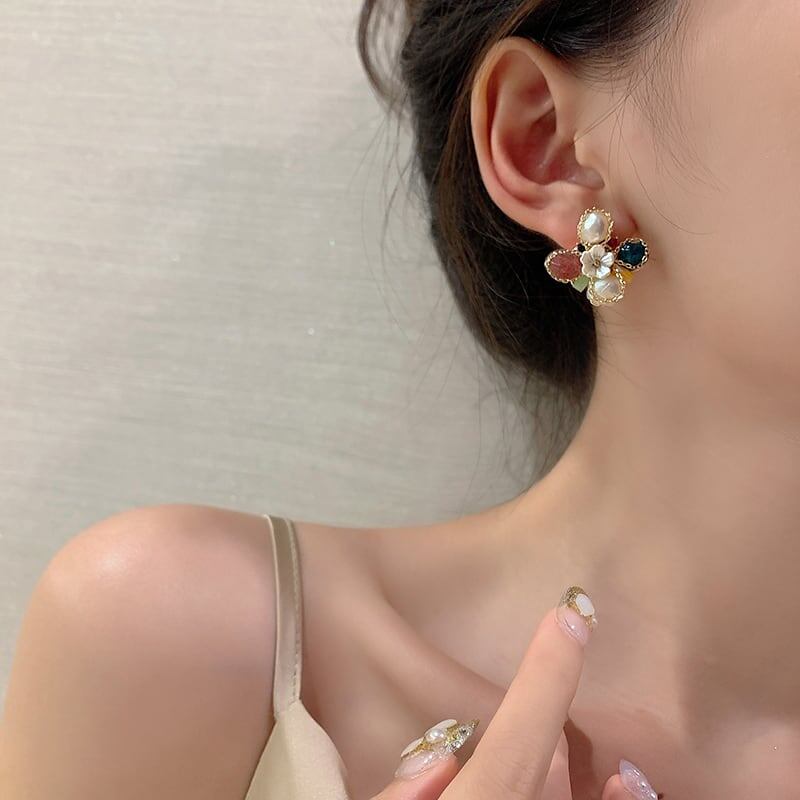 高級感溢れる 美人度アップ ファッション ピアス アクセサリー<ins-3340>