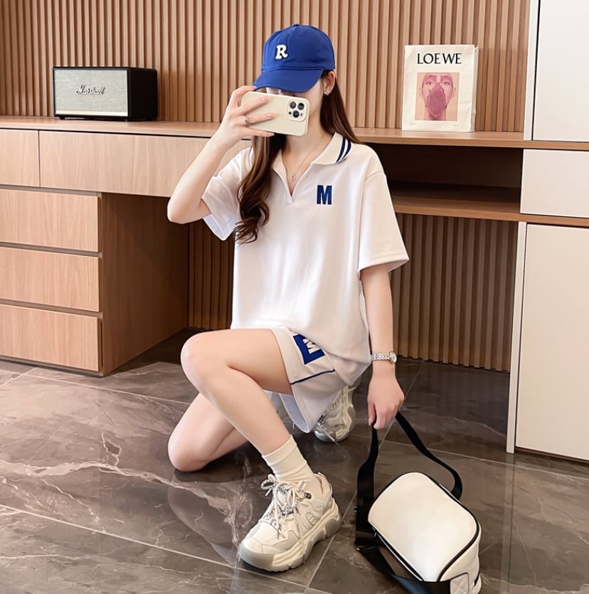 売り切れ必至 ルーズ 半袖Tシャツⅹパンツセット全2色ins-8190