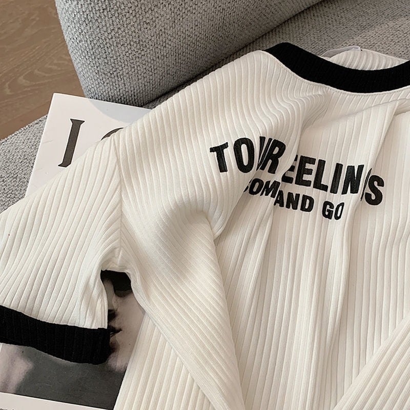 ゆったり感アップ ファッション アルファベット Tシャツ カットソーins-3077