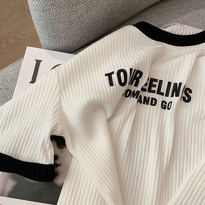 ゆったり感アップ ファッション アルファベット Tシャツ カットソーins-3077