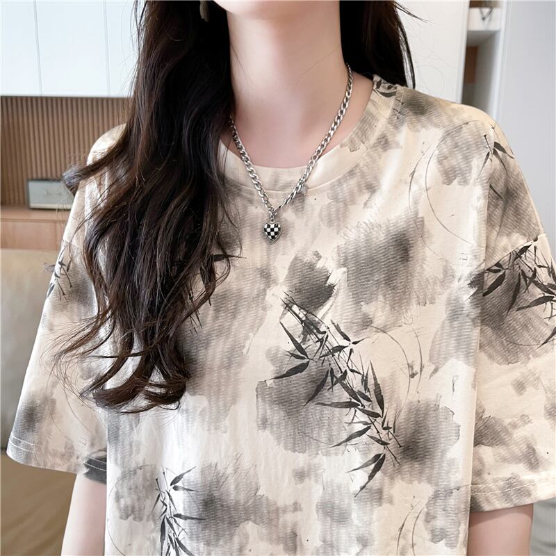 新商品 オシャレ度満点 高級感溢れる 2色選択可 Tシャツ カットソーins-8277