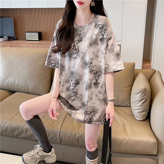 新商品 オシャレ度満点 高級感溢れる 2色選択可 Tシャツ カットソーins-8277