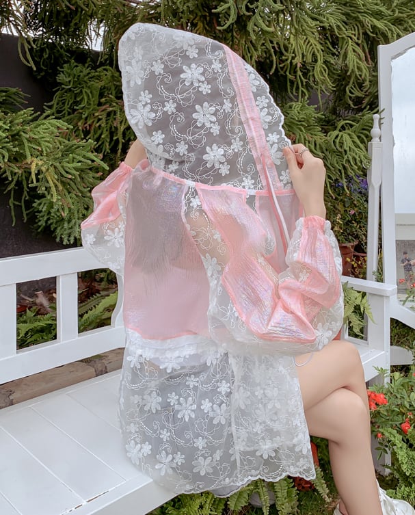 【人気急上昇中！】半額セール  美人度アップ キュート 透け感 日焼け対策 レース 刺繍 全3色 パーカー コートins-8510