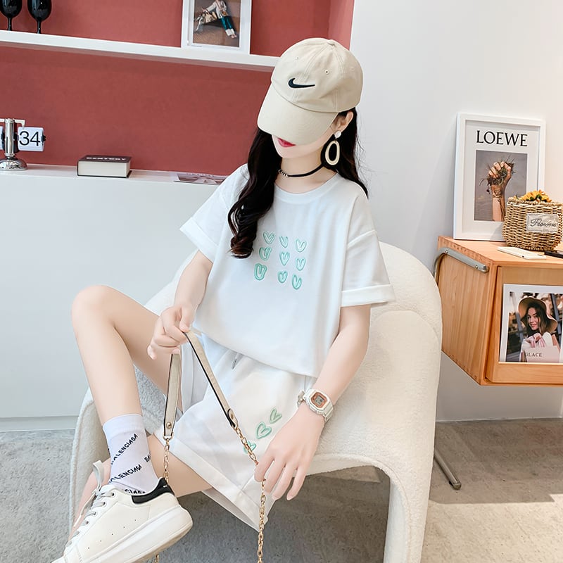 売り切れ必至  上質 カジュアル ルーズ  半袖Ｔシャツⅹパンツセット全3色 ins-8234