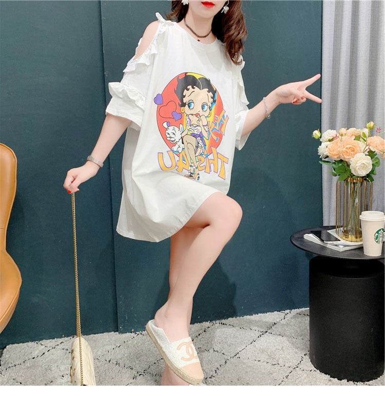 【人気急上昇中!】絶対欲しい ロゴプリント 肩だし 肌見せ 肩開き ゆったり 2色半袖Tシャツins-8262