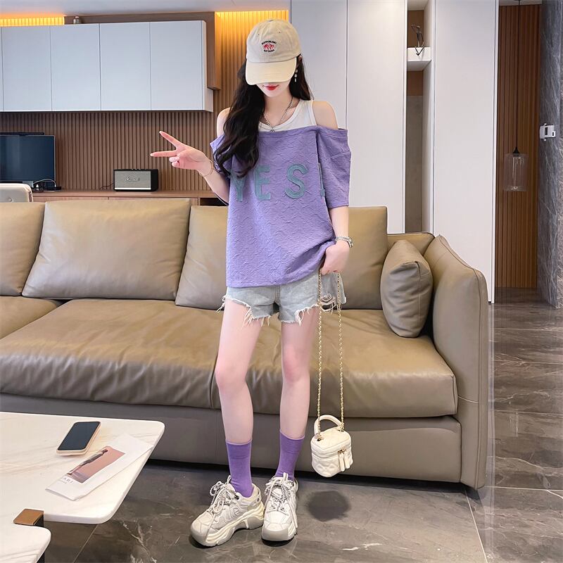 新商品 カジュアル ゆったり プリント オープンショルダー 2色 半袖Tシャツins-8282